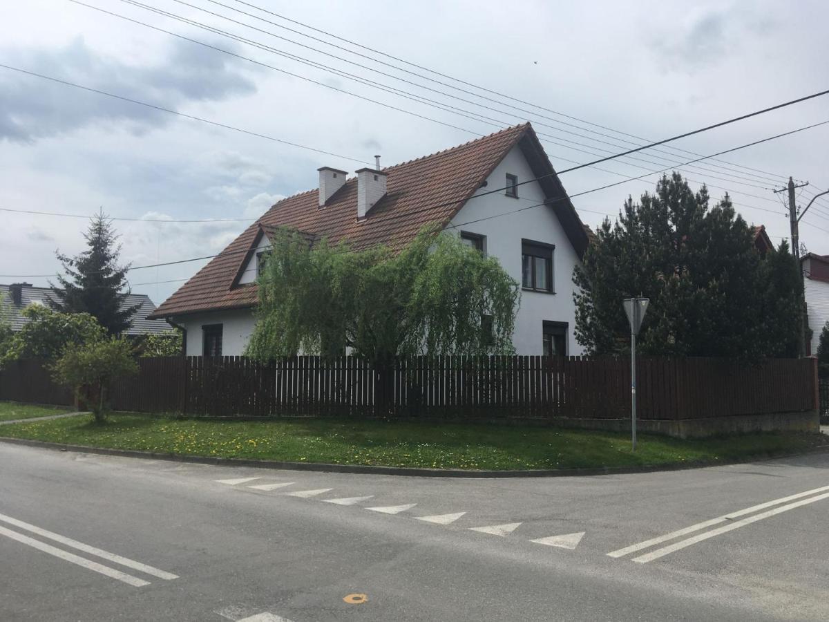 Holiday Home In Dobczyce Lesser With Terrace Exterior foto